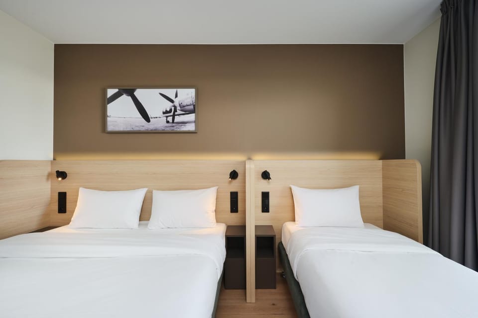 Bed, TV and multimedia