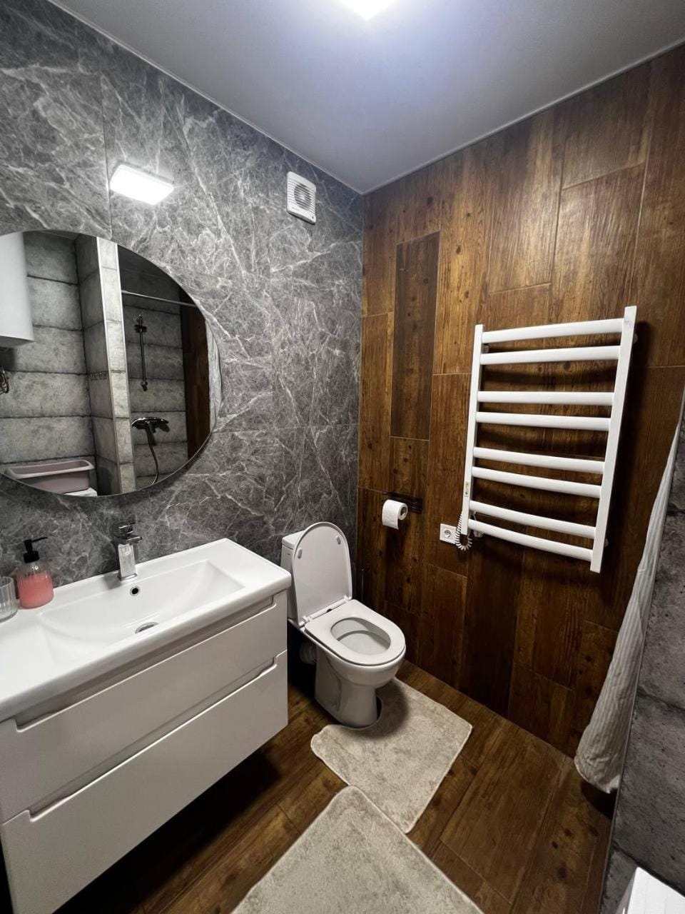 Апартаменти La Familia в ЖК Одеський Бульвар Od 443 Apartment in Kiev City - Kyiv