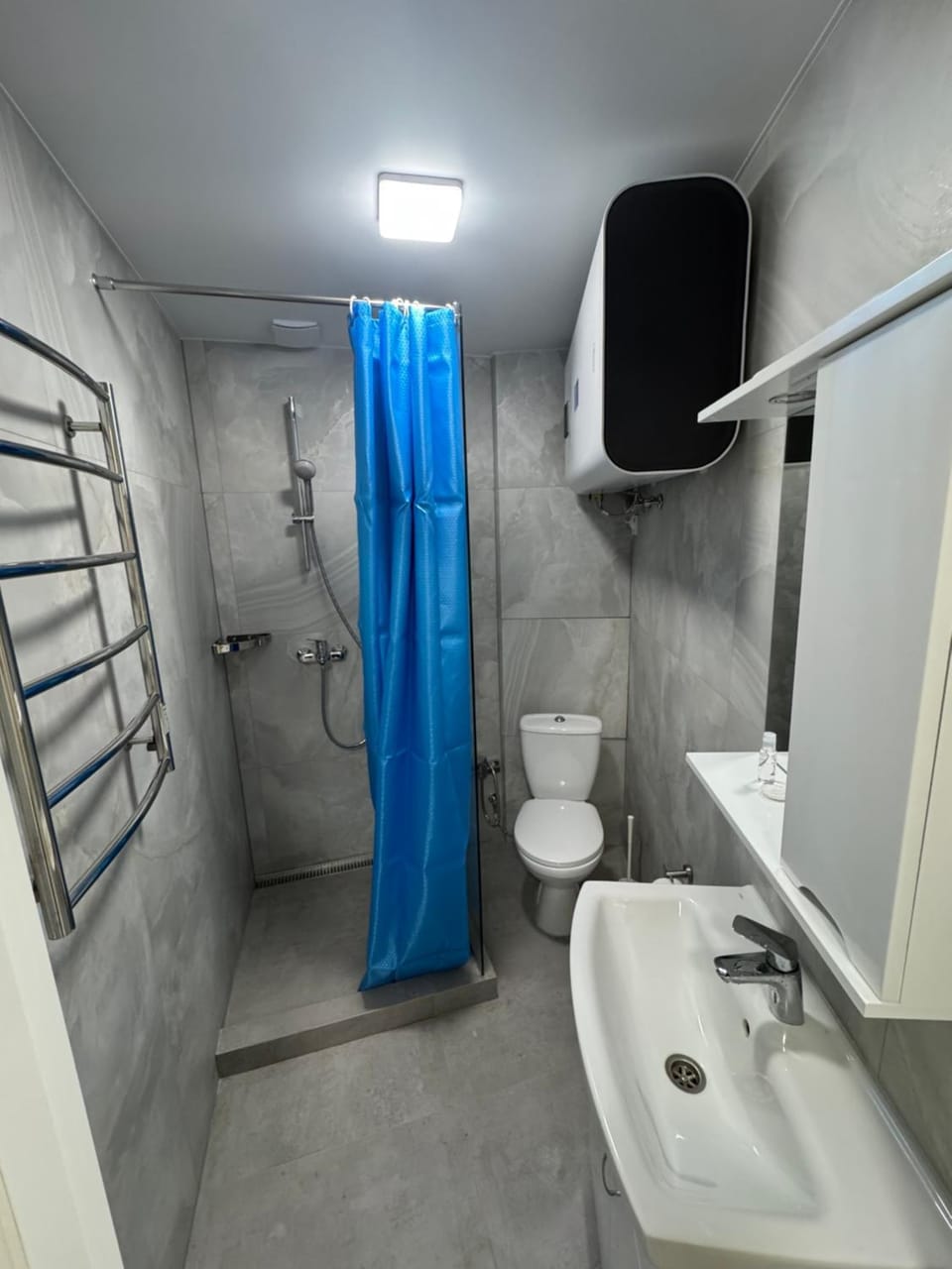 Апартаменти біля вокзалу Apartment in Kiev City - Kyiv