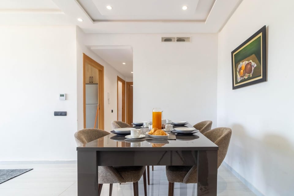 Banquet/Function facilities, Breakfast
