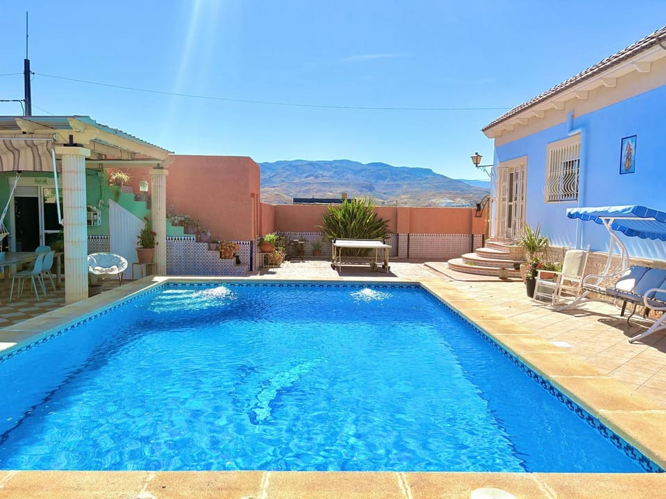 Spring, Off site, Swimming pool