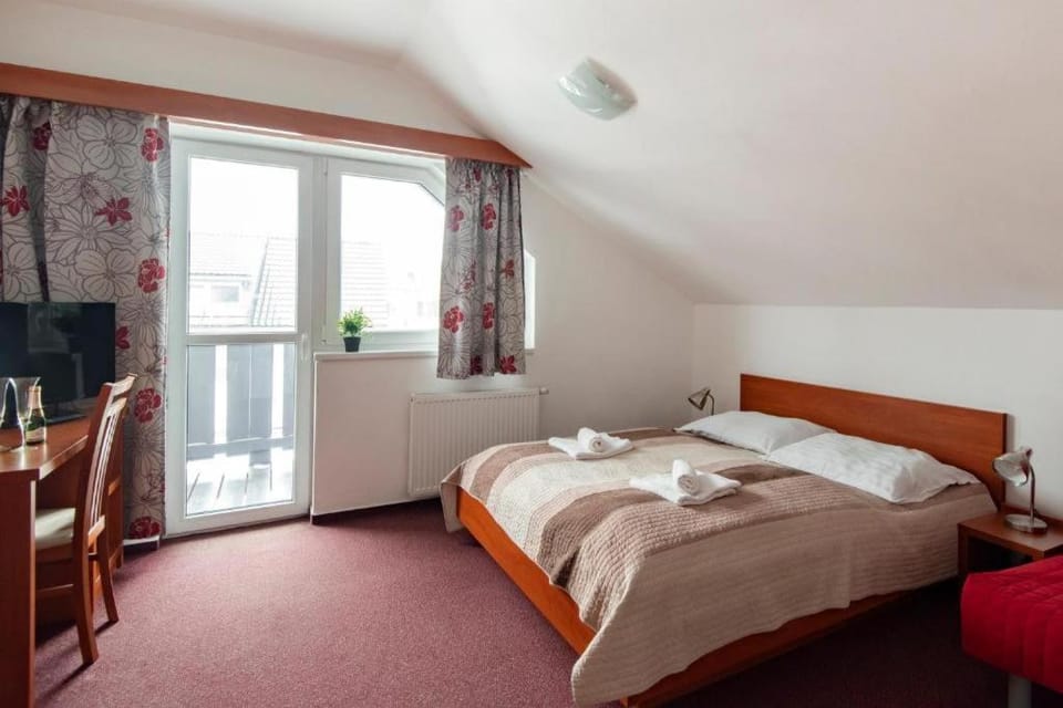 TV and multimedia, Bedroom