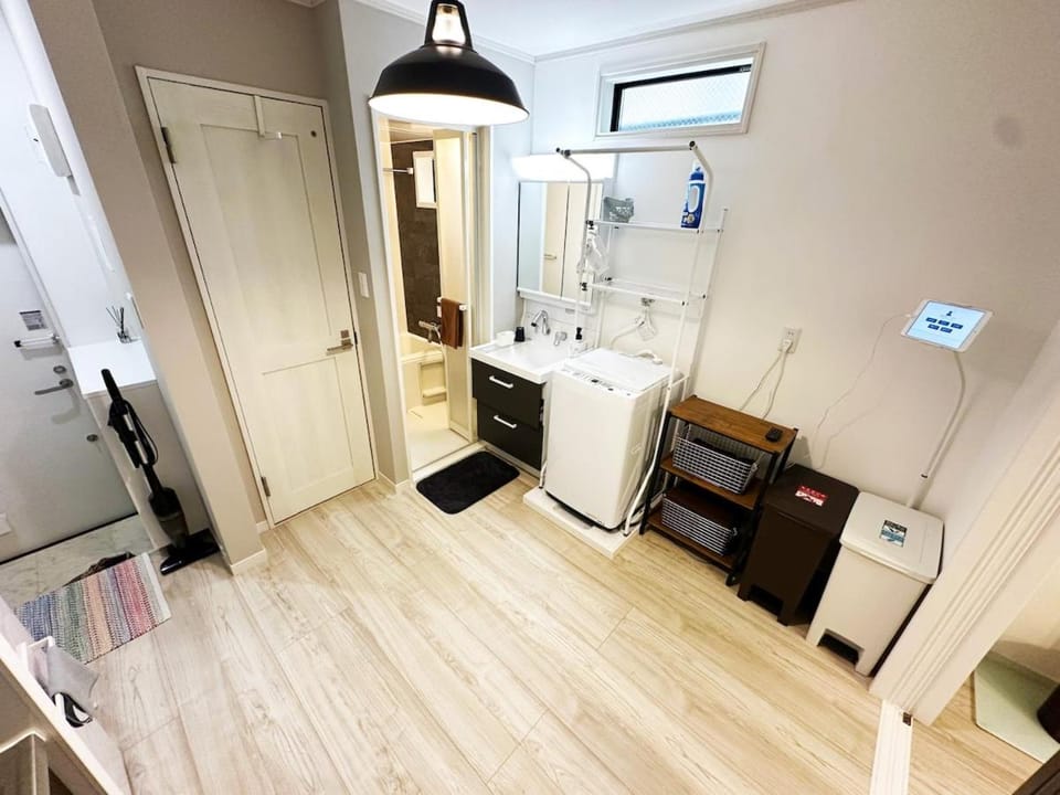 Drugstore right in front Great access to Shibuya 101 Apartment in Yokohama