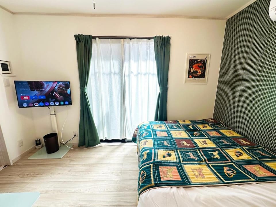 Drugstore right in front Great access to Shibuya 101 Apartment in Yokohama