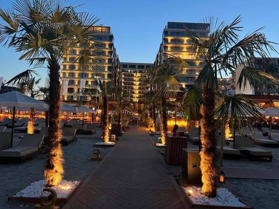 Panoramic Premier SeaView Suite - Stefan Mamaia Nord prima linie la mare Apartment in Constanța County