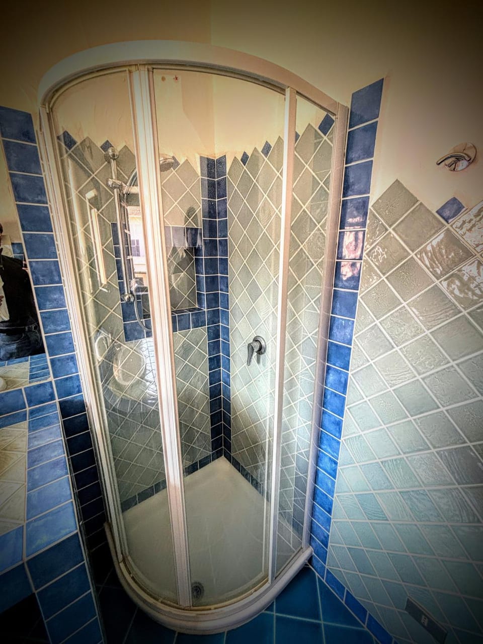 Bathroom, Living room