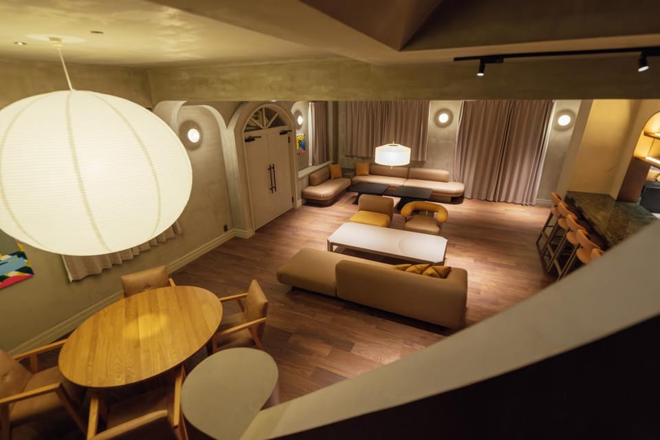 Living room, Photo of the whole room, Seating area