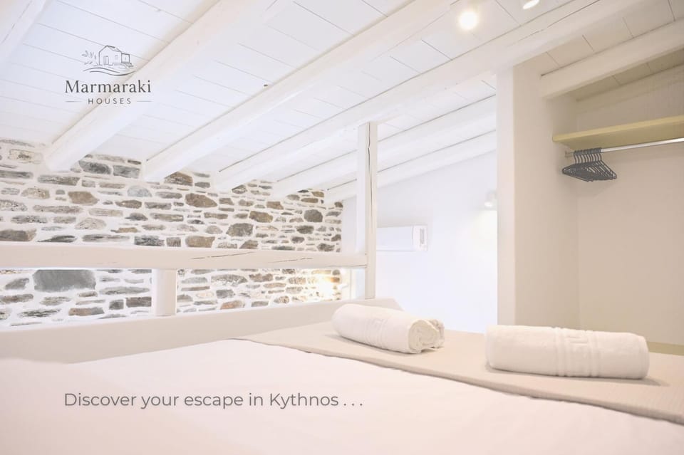 Marmaraki houses kythnos Apartment in Kea-Kythnos