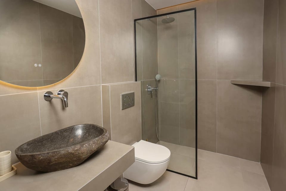 Shower, Toilet, Bathroom