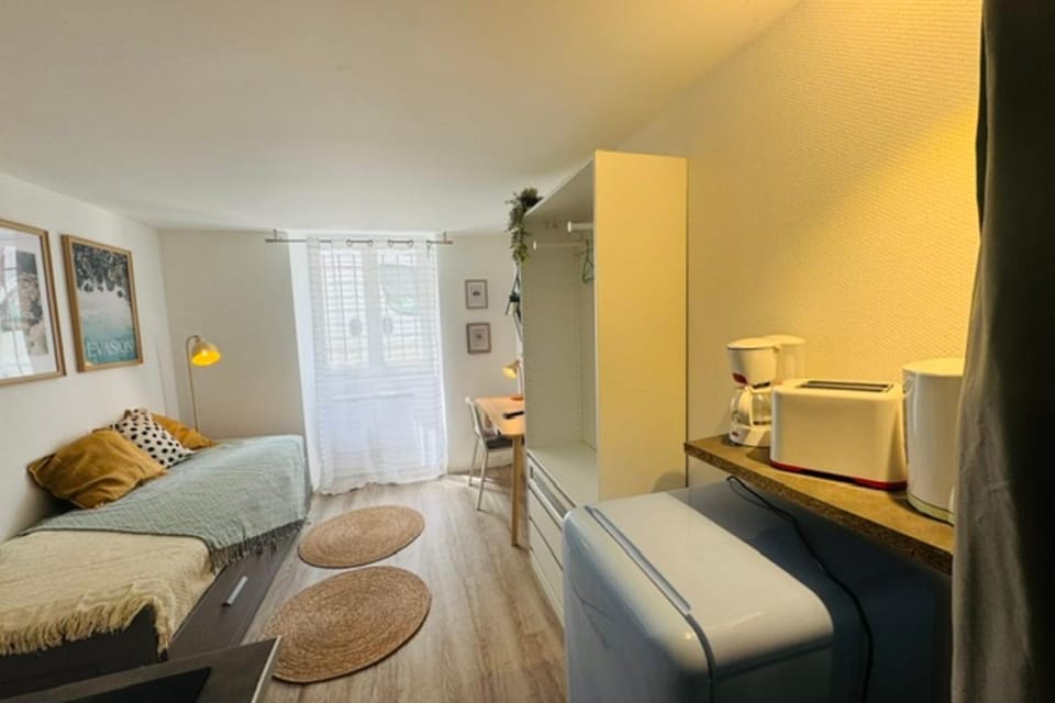 Charming studio for two in the heart of Caen Apartment in Caen