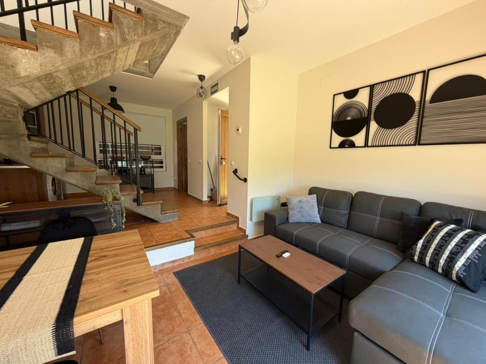 TV and multimedia, Decorative detail, Seating area