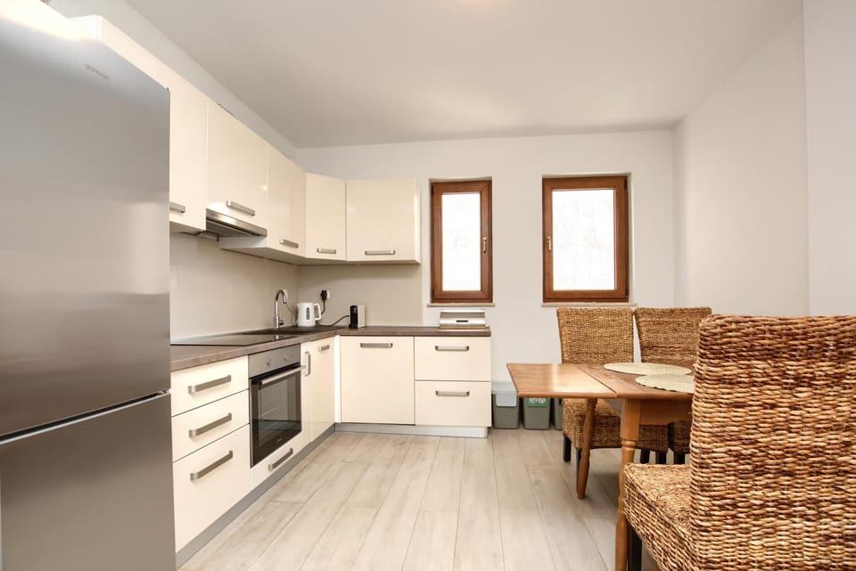 Dining area, oven, kitchen
