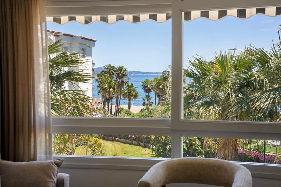 View (from property/room), Landmark view, Sea view, Quiet street view, Inner courtyard view