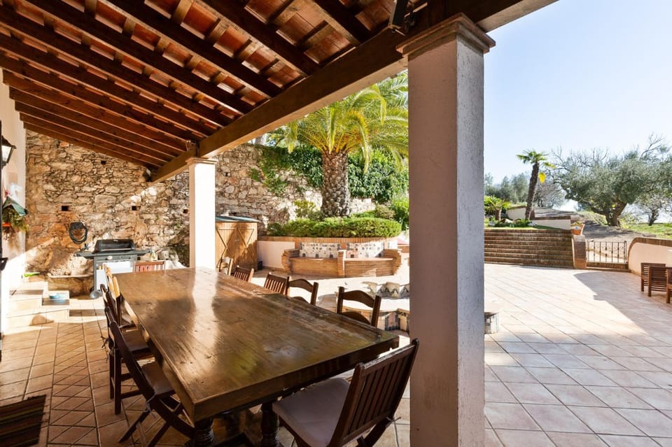 Patio, Balcony/Terrace