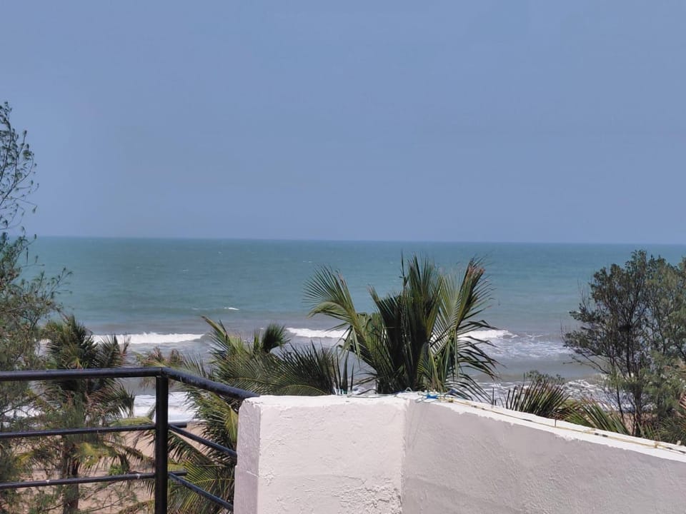 La Ganesha Beach Stay Bed and Breakfast in Tamil Nadu