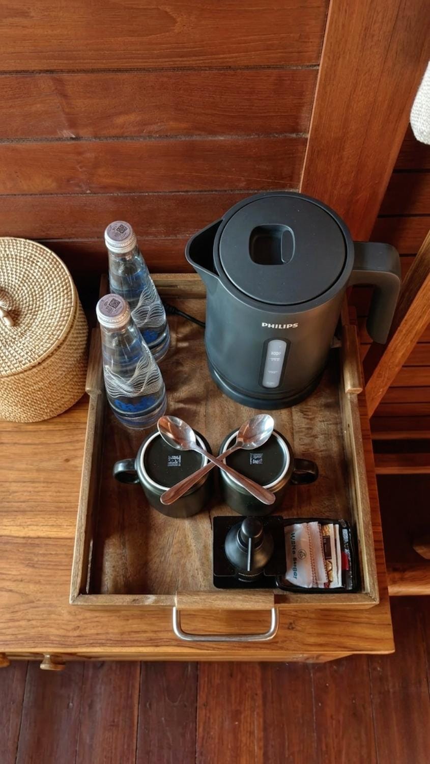 Coffee/tea facilities, On site
