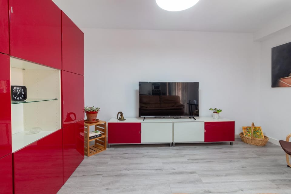 Communal lounge/ TV room, Living room