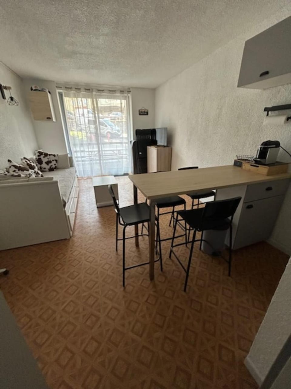 South-facing terrace studio in resort center Apartment in Uvernet-Fours