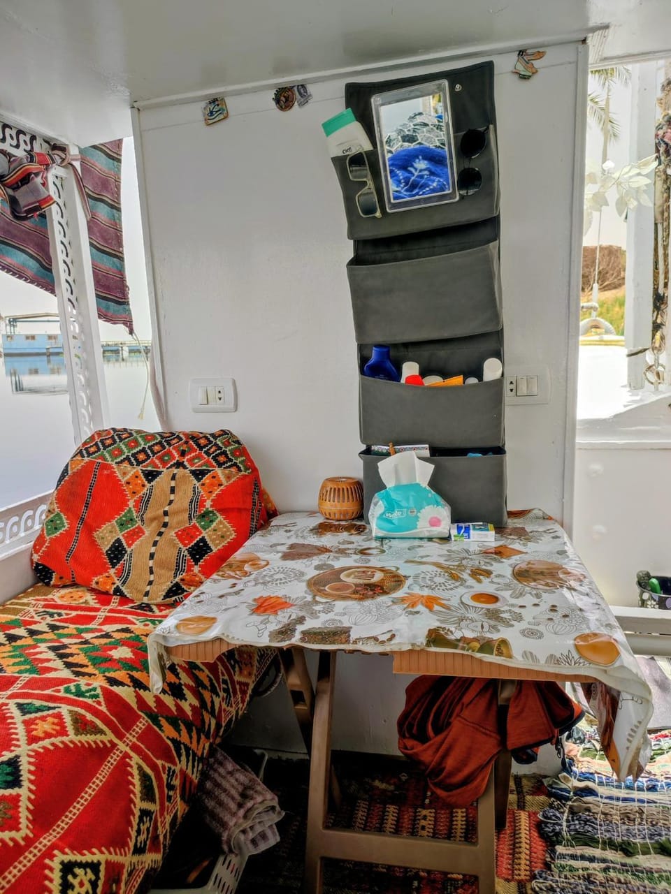 Dining area, Internal: Not applicable to any particular room