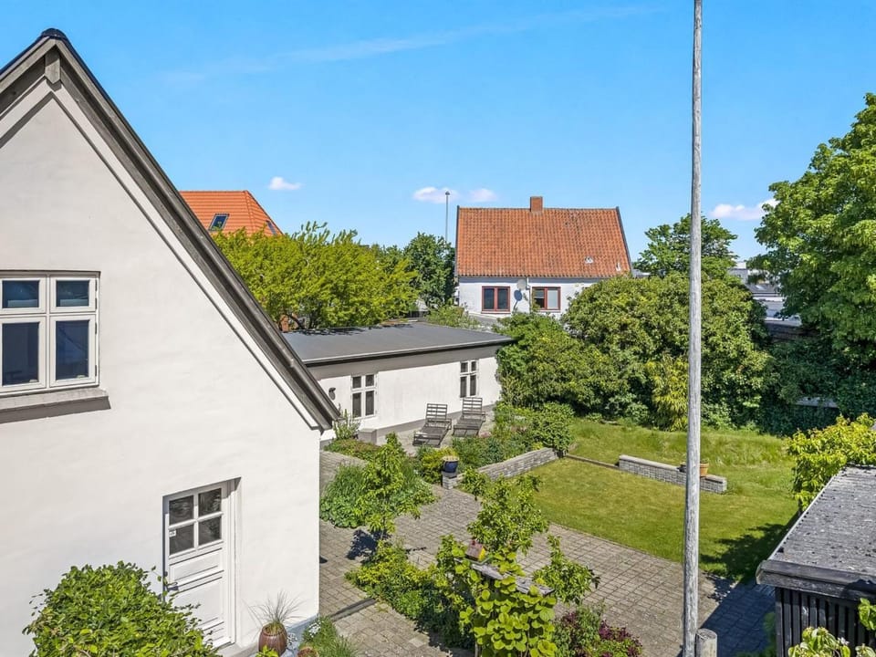 Neighbourhood