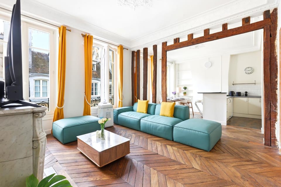 Living room, Seating area