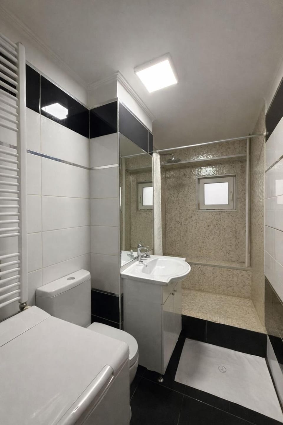 One Bedroom Apartment Apartment in Bucharest