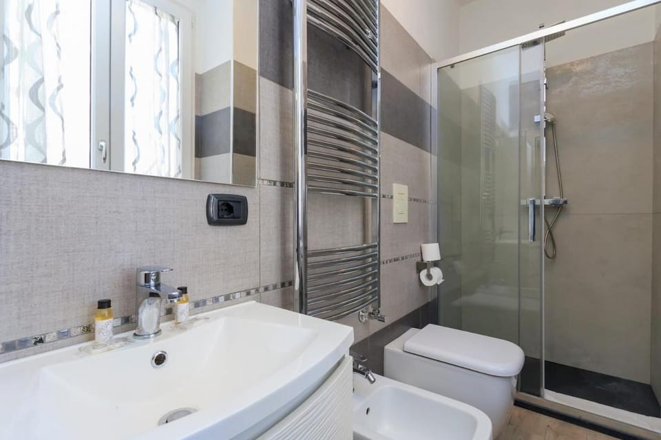 Xenia Milano - 2 room apartment in Via Serio 2 Apartment in Milan