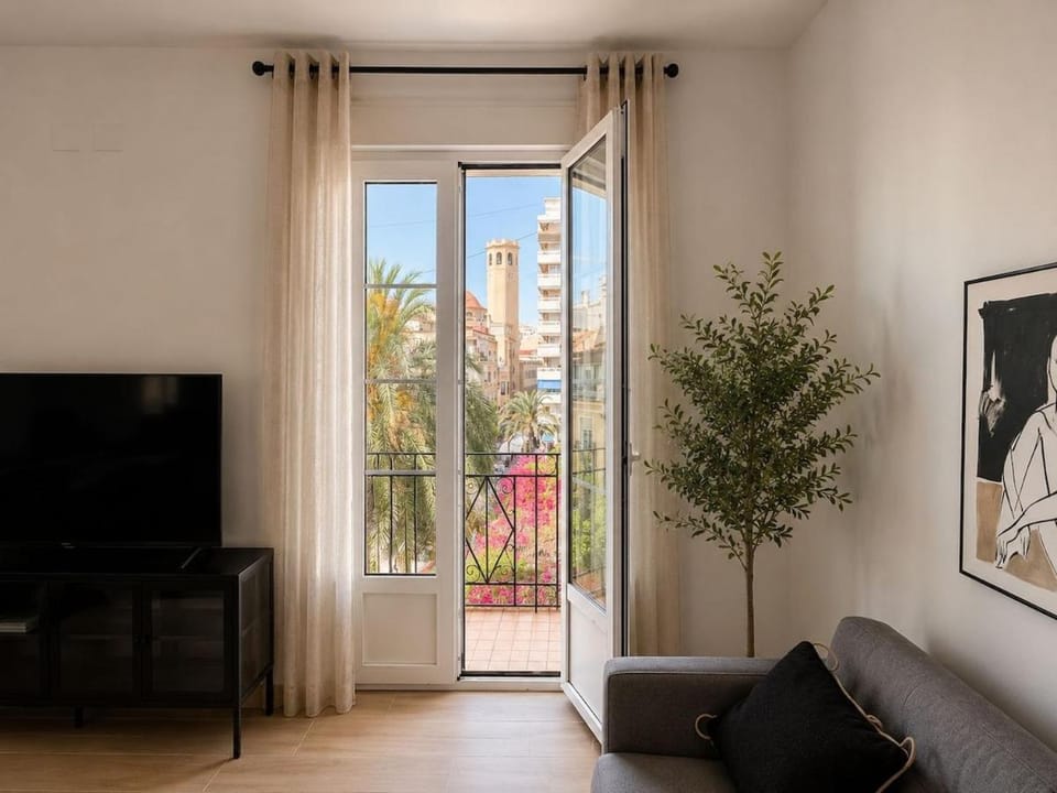 Plaza Nueva Flat 3 By la Gobernanta Apartment in Alicante