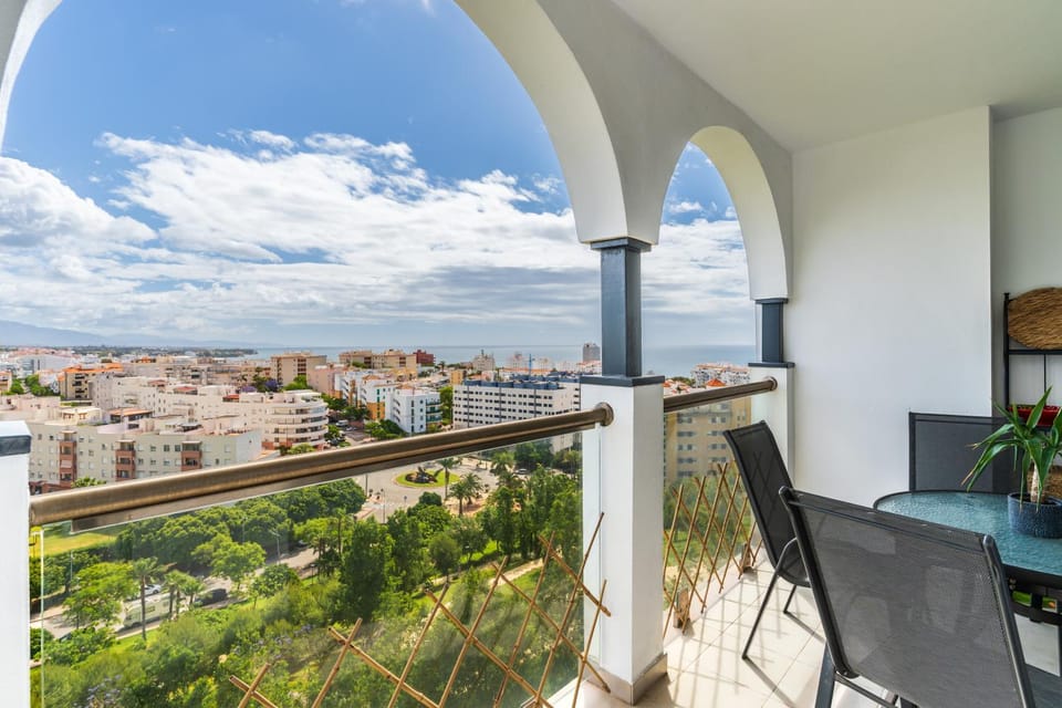 Puerto Blanco Apartment in Estepona