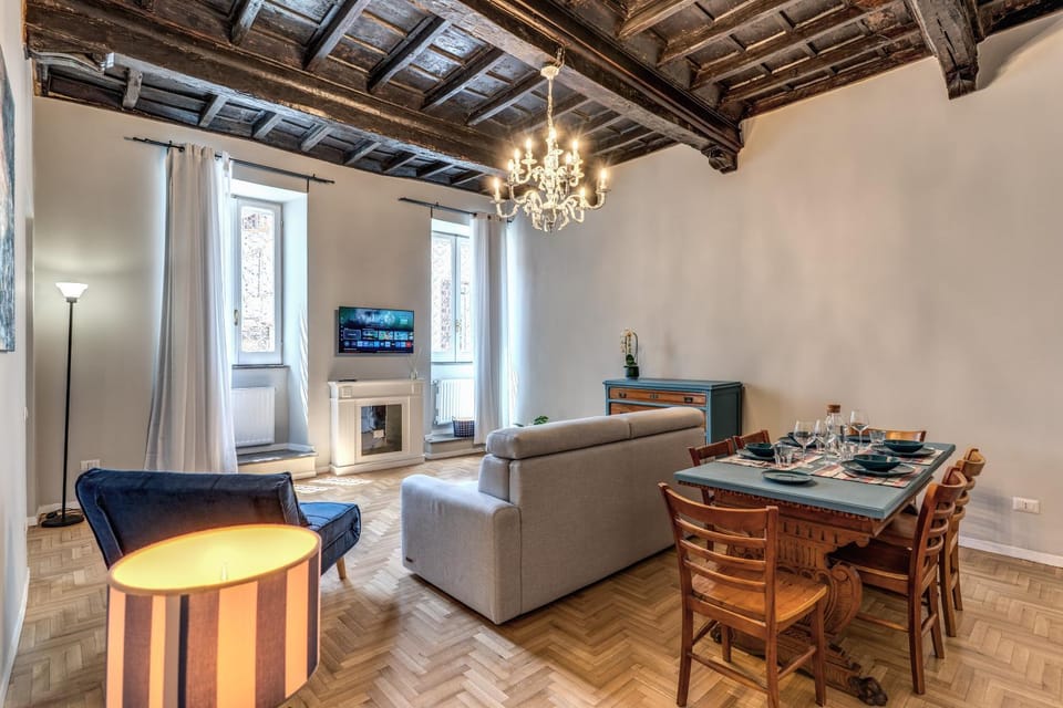 TV and multimedia, Living room, Dining area