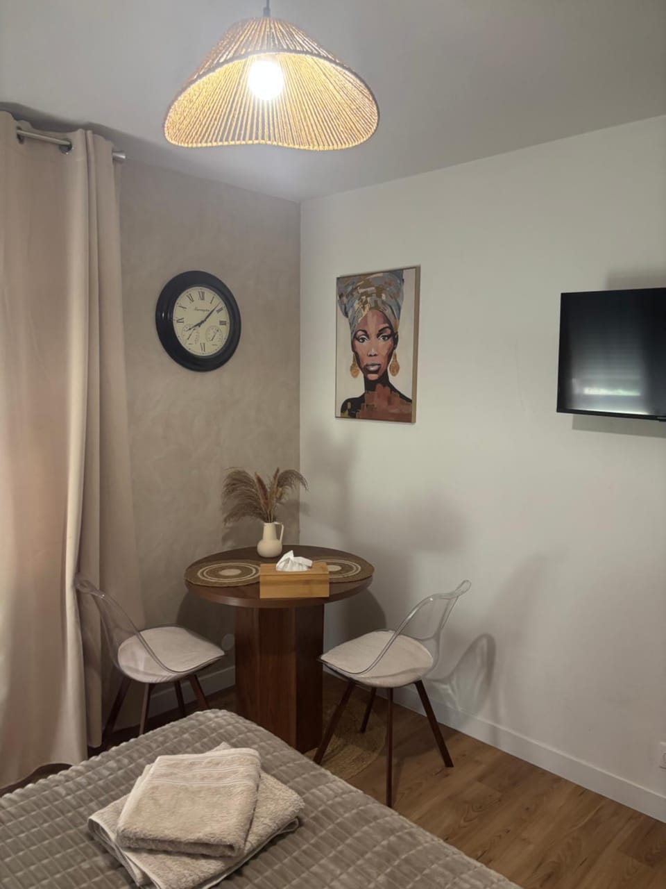 Wifi , Appartement proche Université Arras, parking gratuit et privé Apartment in Arras