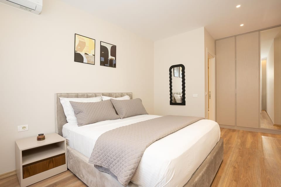 Amal New Bazaar Luxury Apartment Apartment in Tirana