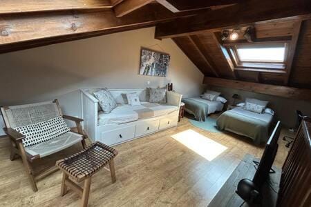 Els Xops House in Cerdanya