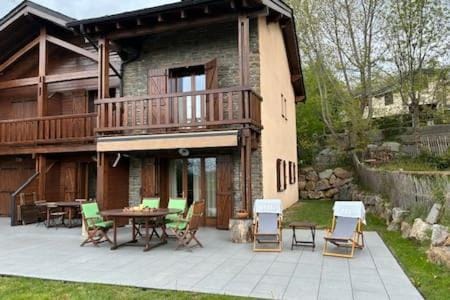 Els Xops House in Cerdanya