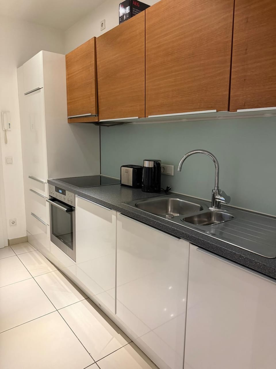 Elegant suite with terrace near Cologne & Düsseldorf Apartment in Wuppertal