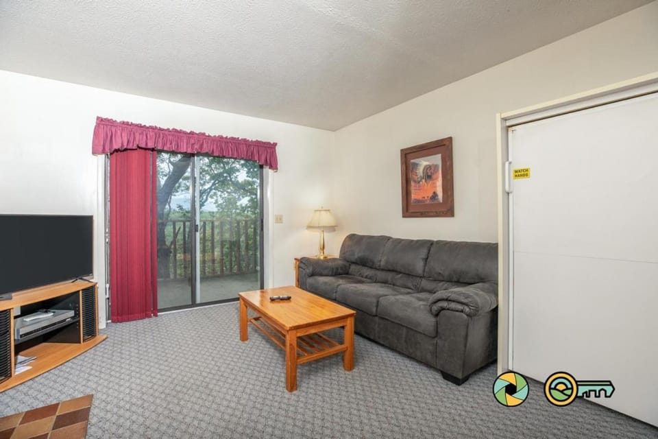 Senedo Springs Condo #1-201 House in Basye
