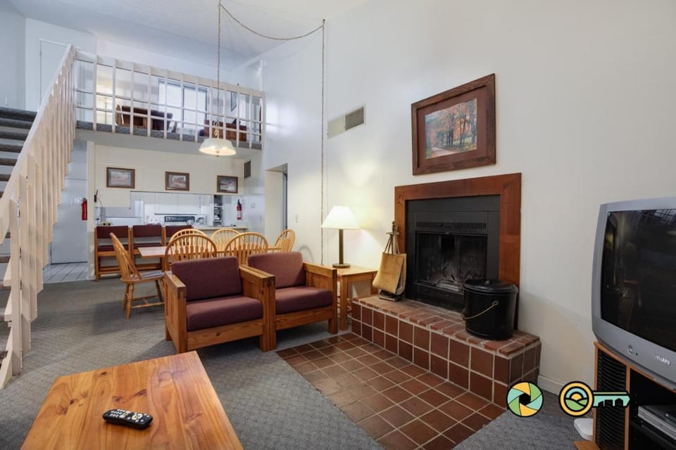 Senedo Springs Condo #1-301 House in Basye