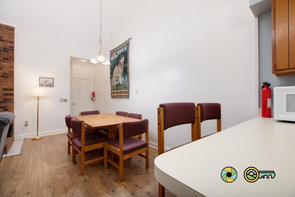 Senedo Springs Duplex #101A House in Basye