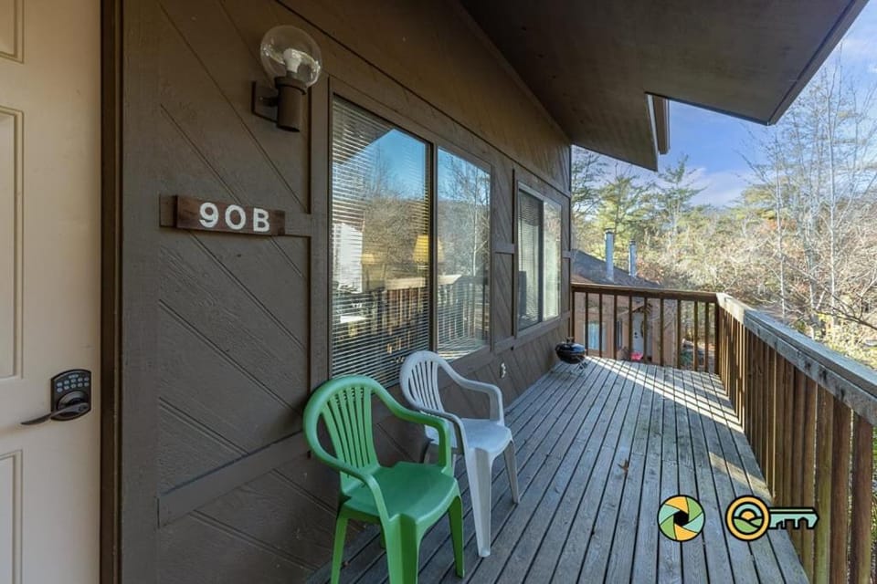 Senedo Springs Duplex #90B House in Basye