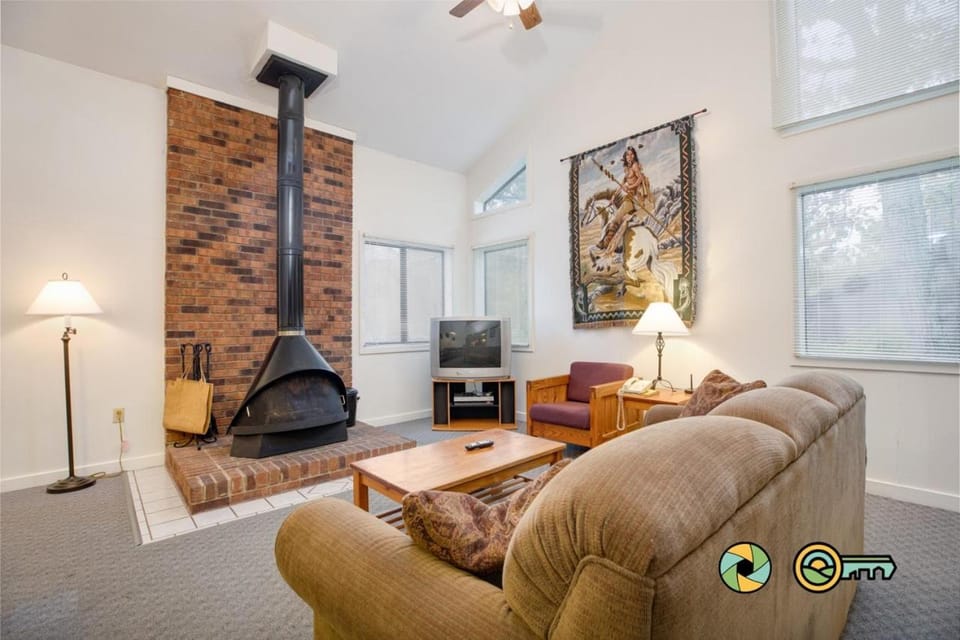 Senedo Springs Duplex #97B House in Basye