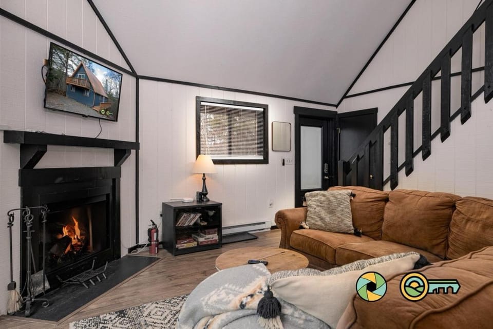 16 Deloris Road: Coppertop Chalet Chalet in Basye