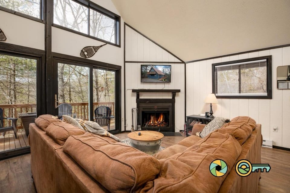 16 Deloris Road: Coppertop Chalet Chalet in Basye