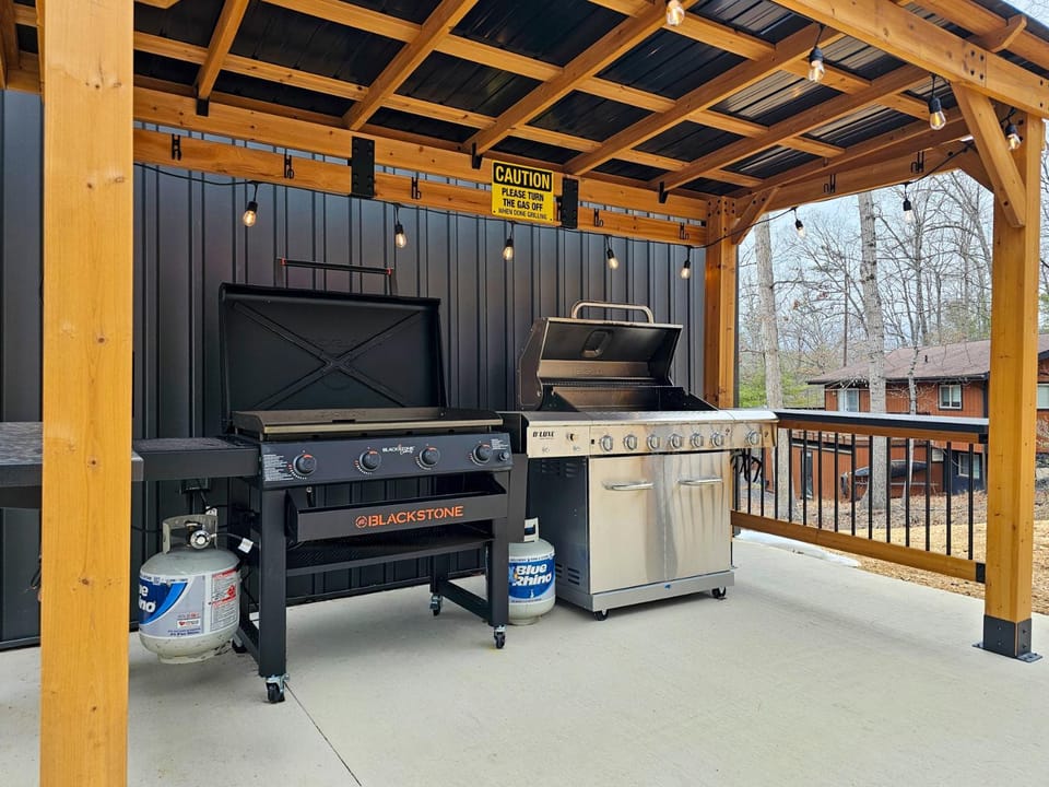 359 Susan Road: Ridge Water Chalet in Basye