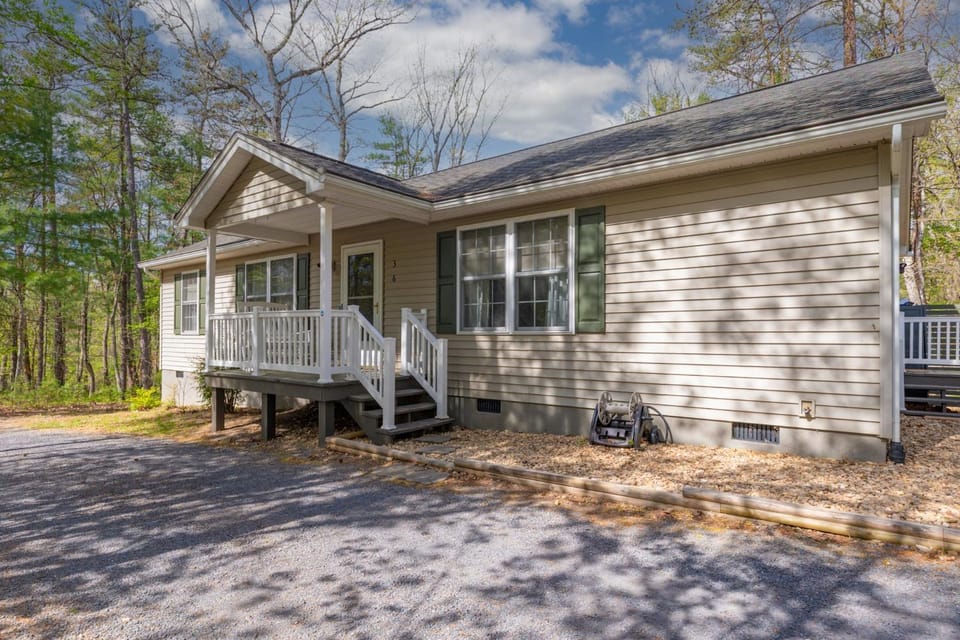 36 Picard Court: Rebecca's Ark House in Basye