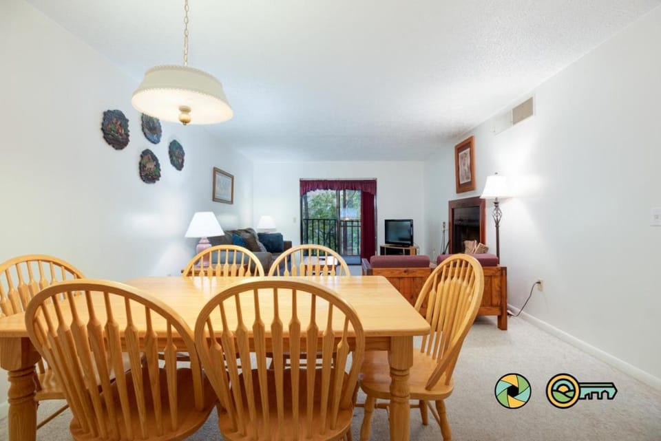 Senedo Springs Condo #2-202 House in Basye