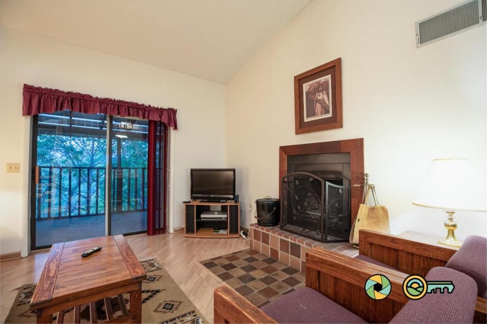 Senedo Springs Condo #1-302 House in Basye