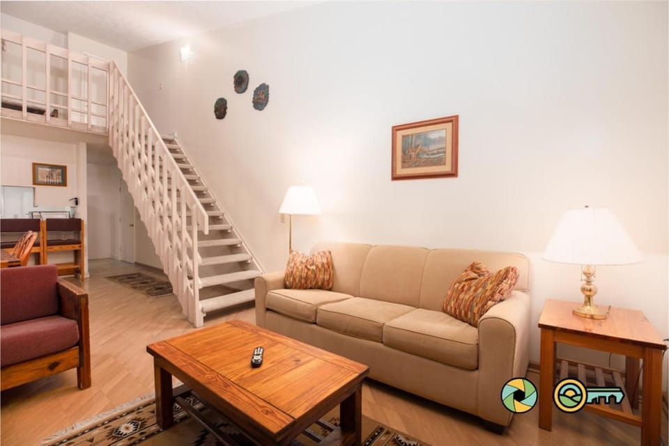 Senedo Springs Condo #1-302 House in Basye
