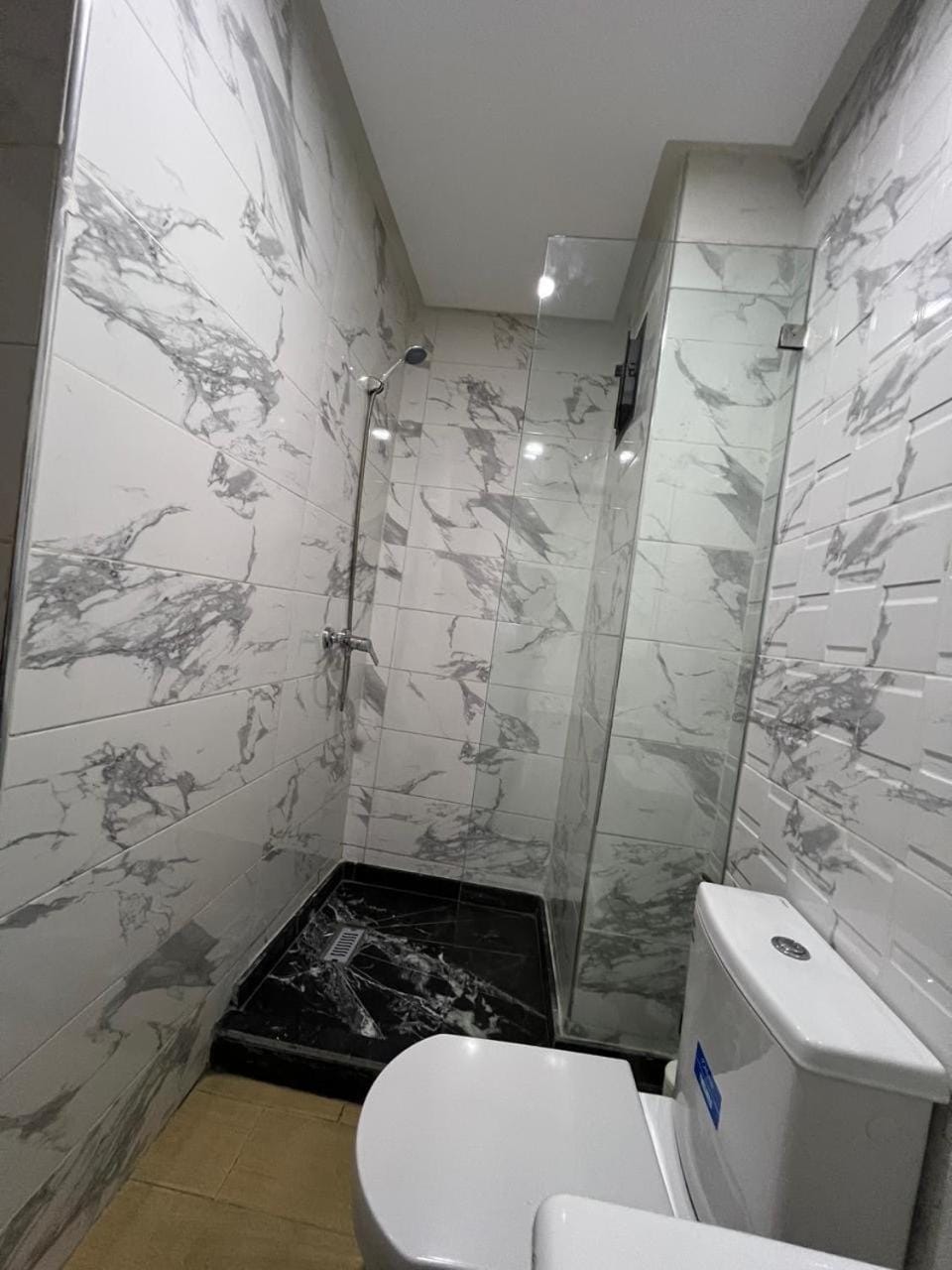 Elegant 2-Bedroom Apartment Near Kénitra TGV Station, Free Parking Apartment in Rabat-Salé-Kénitra