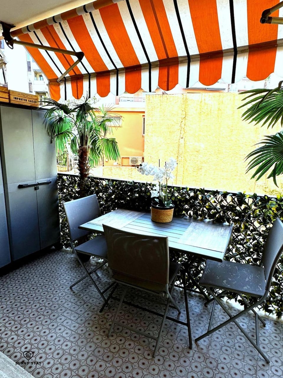 Balcony/Terrace, Dining area