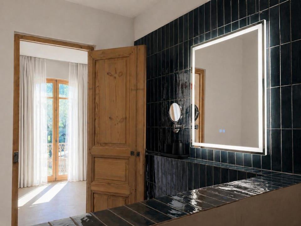 LE PALMIER Aigues-Mortes PARKING Petite Camargue Bed and Breakfast in Aigues-Mortes